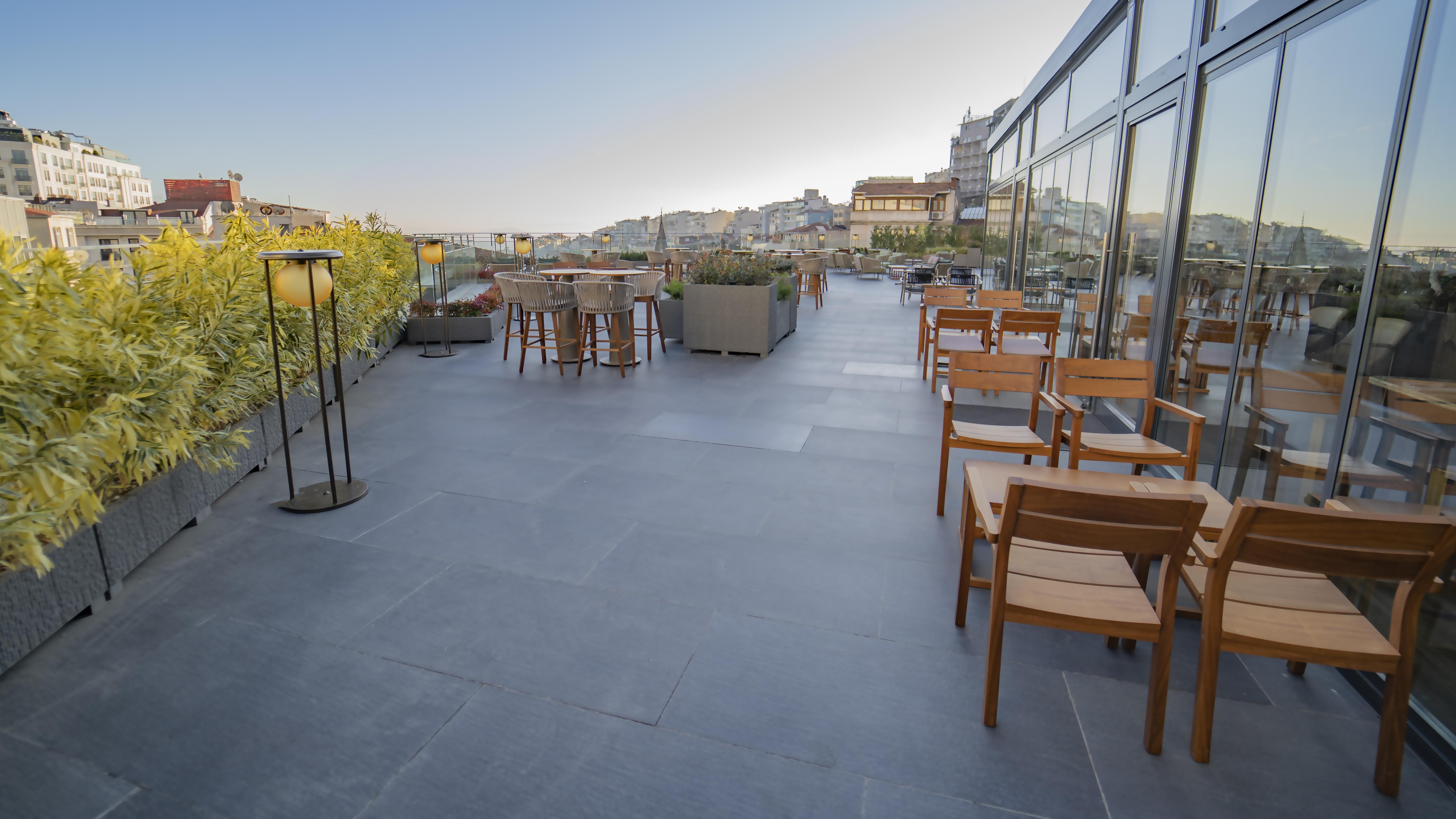 Sofitel Istanbul Taksim Hotel Exterior foto The Sky Bar