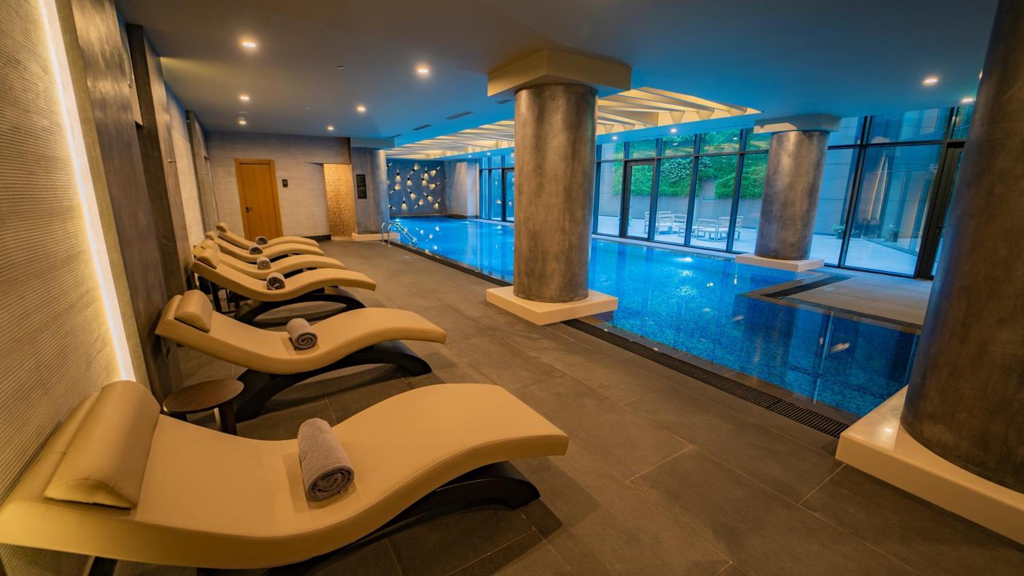 Sofitel Istanbul Taksim Hotel Exterior foto Spa at the Hotel